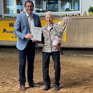 Württembergische Meisterschaften - Erfolge beim Voltigieren 2024 🥈 